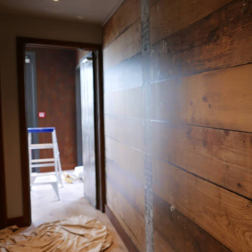 Painter tiler Decorator Mackay